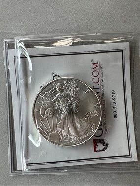 2014 American Silver Eagle Coin with Certificate of Authenticity
